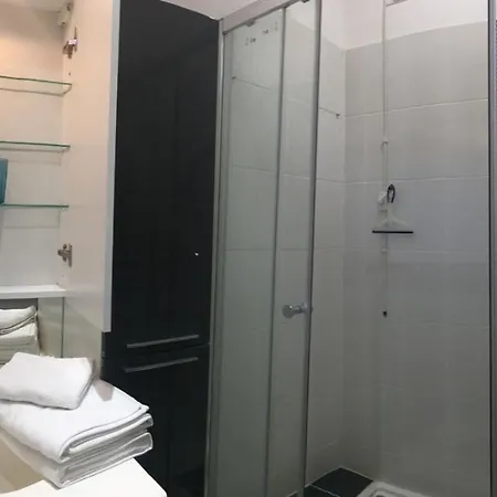 Climatisé à Côté De Negresco Et Bord De Nice